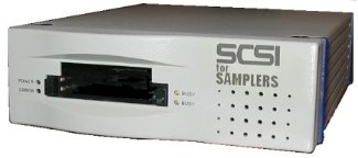 Memóriakártya olvasó SCSI sampler-ekhez